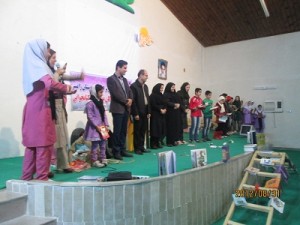 از کودکان کتابخوان شهرستان رامسر تجلیل شد از کودکان کتابخوان شهرستان رامسر تجلیل شد