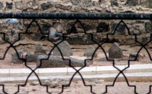 از صلح حسنی تا قیام حسینی؛ راه یکی است/ ائمه در کنار هم یک انسان ۲۵۰ ساله را تشکیل میدادند از صلح حسنی تا قیام حسینی؛ راه یکی است/ ائمه در کنار هم یک انسان ۲۵۰ ساله را تشکیل میدادند