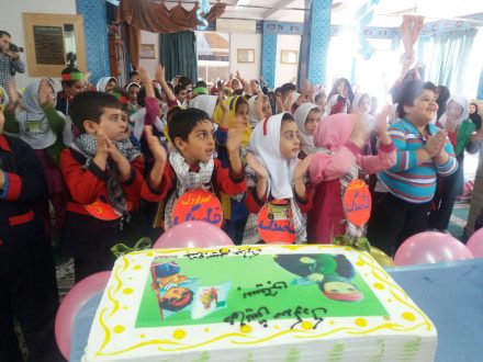 همایش ۱۰۰ کودک بسیجی در رامسر برگزار شد