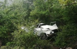 یک فوتی در حادثه سقوط خودرو پیکان وانت در محور جنت رودبار