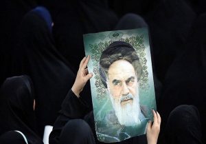 تنها راه حفظ انقلاب، بازخوانی اندیشه امام (ره) است