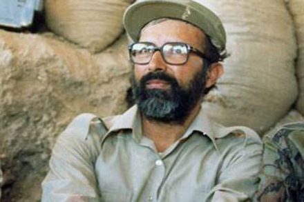 یک رزمنده دفاع مقدس در گفتگو با بلاغ مطرح کرد: یک رزمنده دفاع مقدس در گفتگو با بلاغ مطرح کرد: